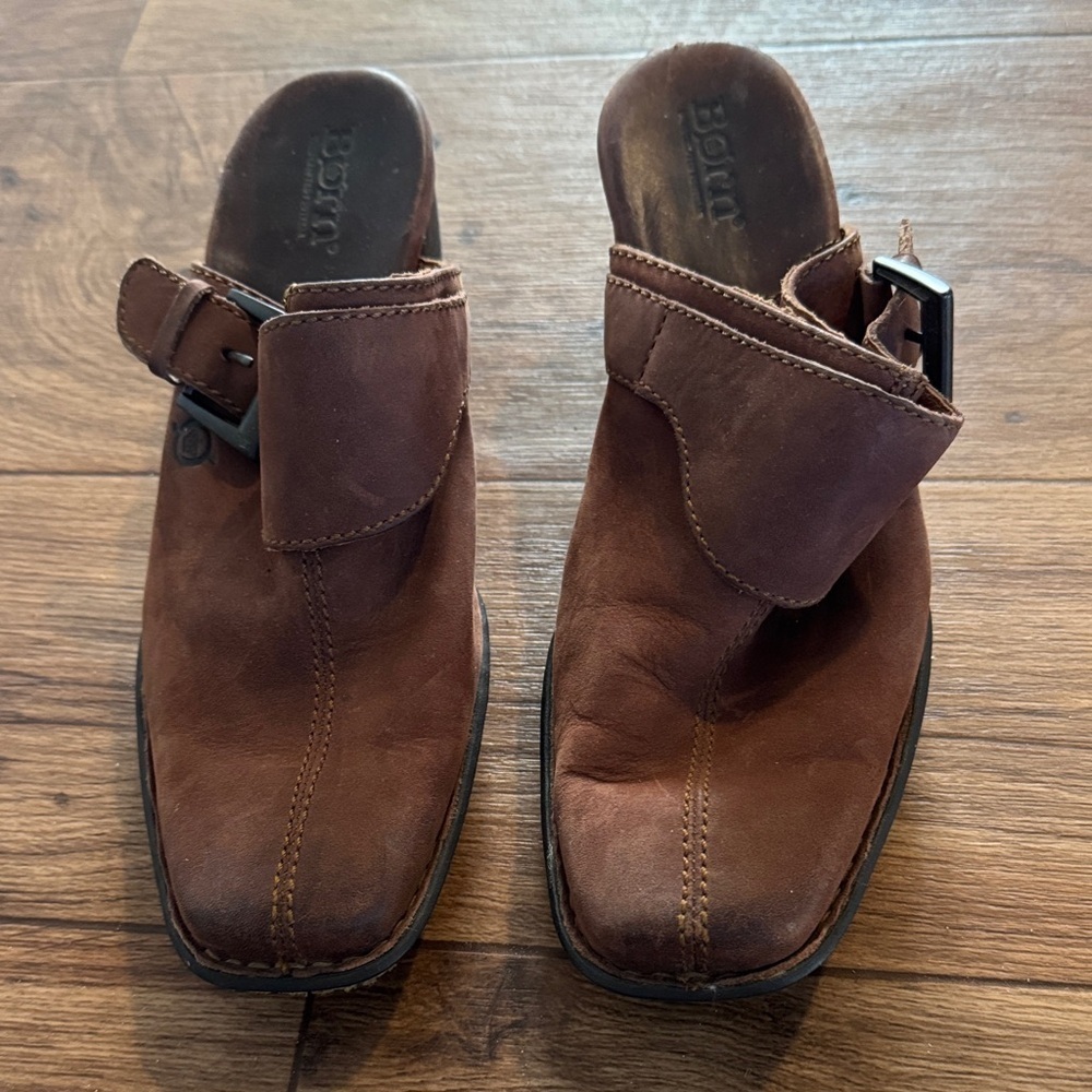 Born women’s Tan Leather Slip-On Loafers